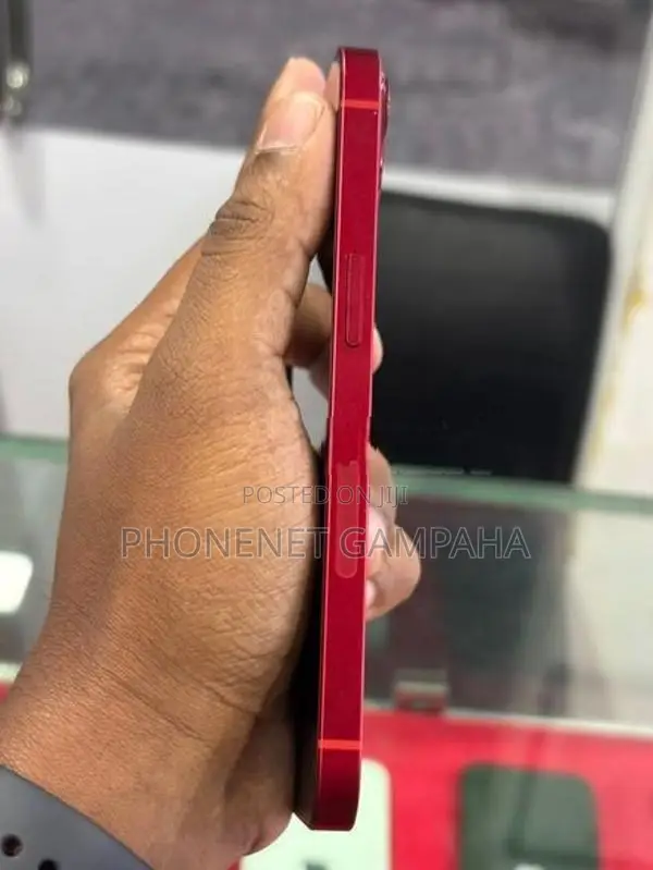 Apple iPhone 13 128GB (Used)