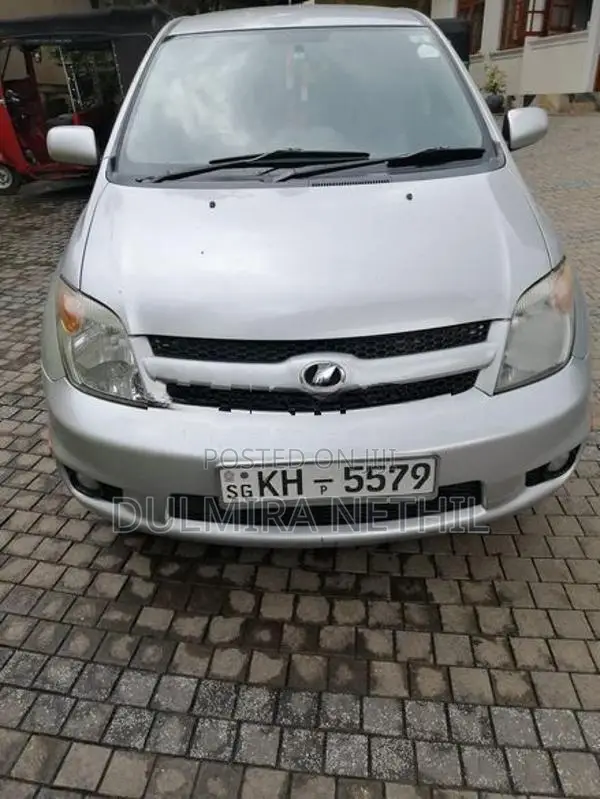 Toyota IST 2007