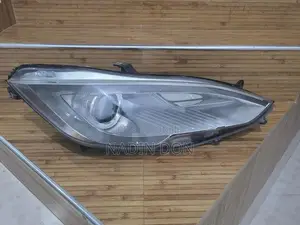 Tesla Model S P85 Headlights