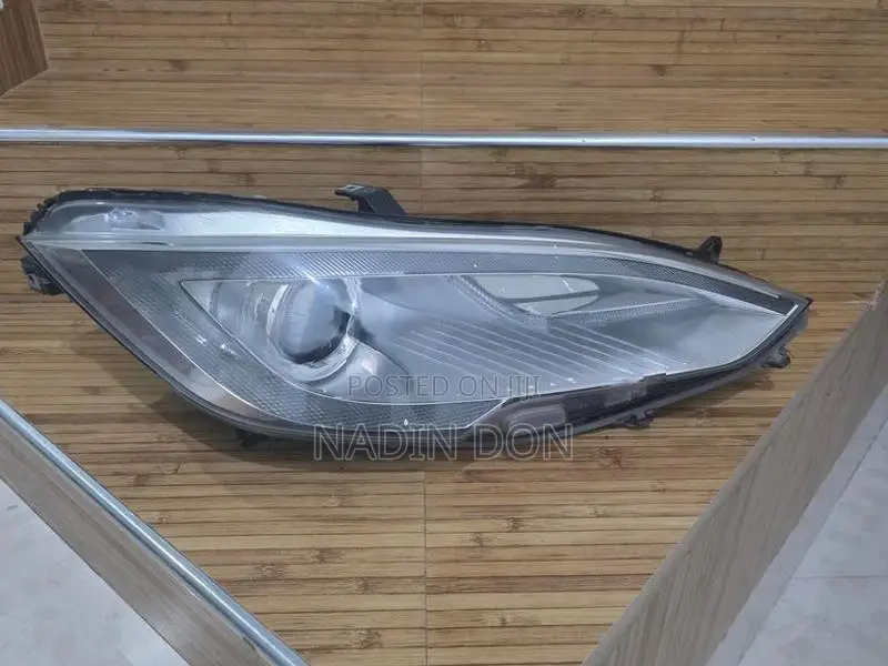 Tesla Model S P85 Headlights
