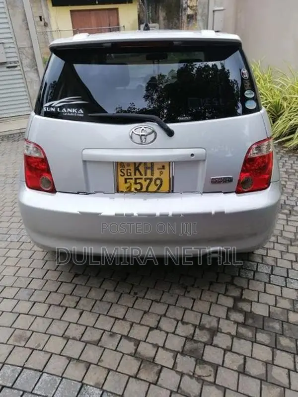 Toyota IST 2007