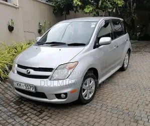 Toyota IST 2007
