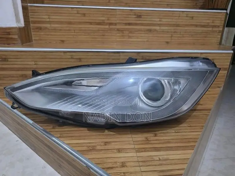 Tesla Model S P85 Headlights