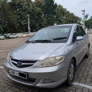 Honda Fit Aria GD8 2008