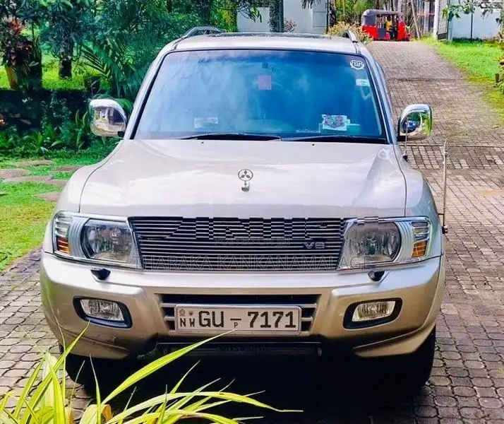 Mitsubishi Montero 2002