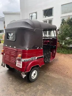 Bajaj RE 1999
