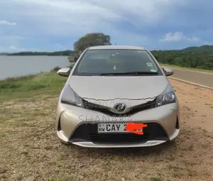 Toyota Vitz 2015