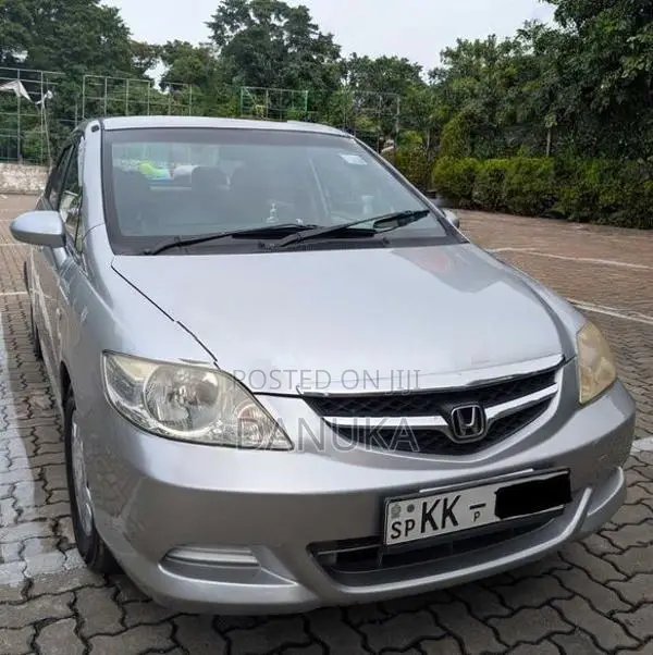 Honda Fit Aria GD8 2008