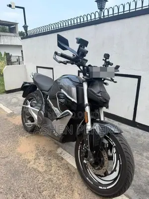 Vmoto Street Hunter TS Super SECO 2024