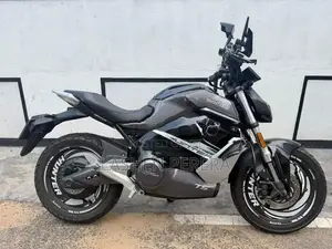 Vmoto Street Hunter TS Super SECO 2024
