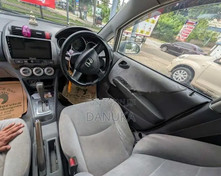 Honda Fit Aria GD8 2008