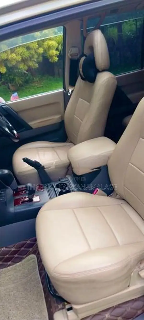 Mitsubishi Montero 2002