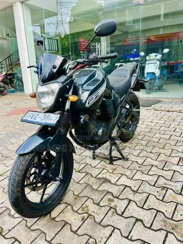 Yamaha FZS V1 2011