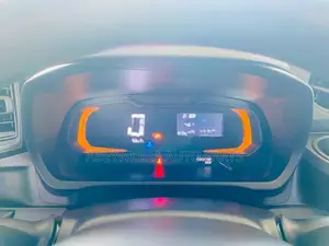 Daihatsu Mira 2024