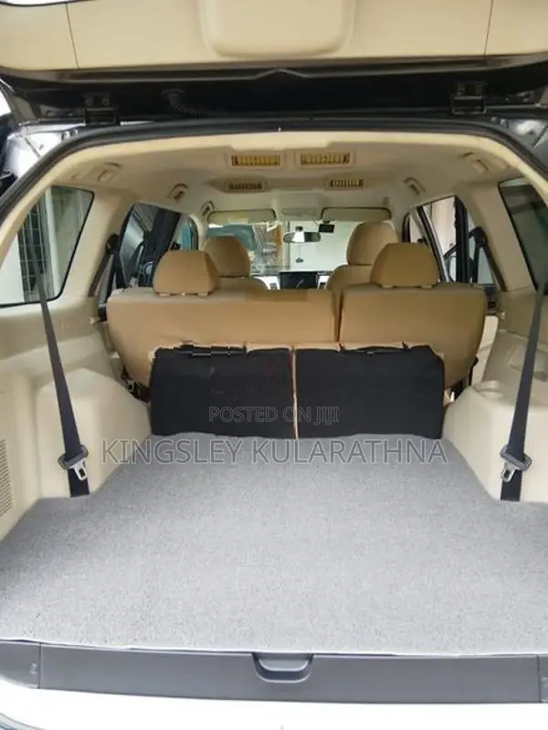Mitsubishi Montero 2011