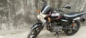 Bajaj Platina 100 2015