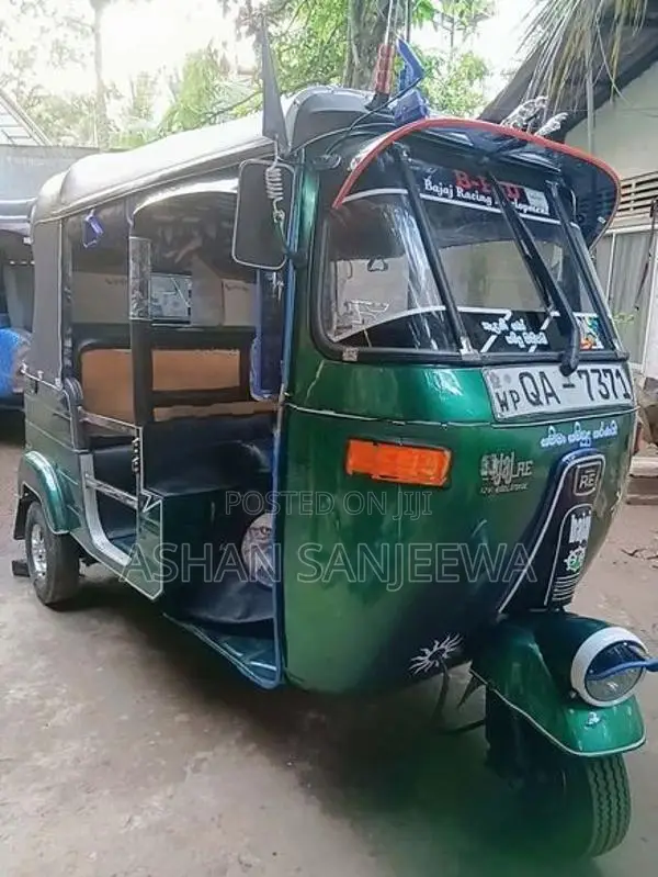 Bajaj RE 2006