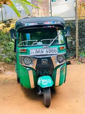 Bajaj RE Three Wheeler 2015
