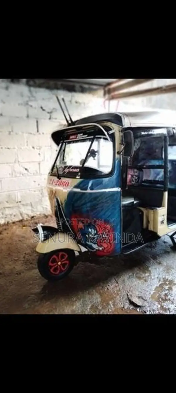 Bajaj RE 1982