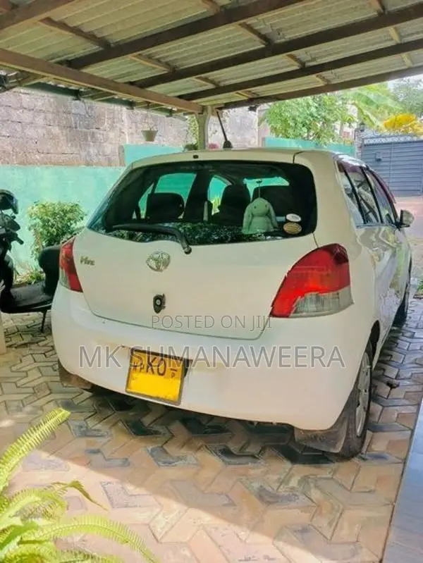 Toyota Vitz 2008