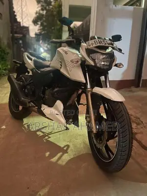 TVS Apache RTR 200 2017