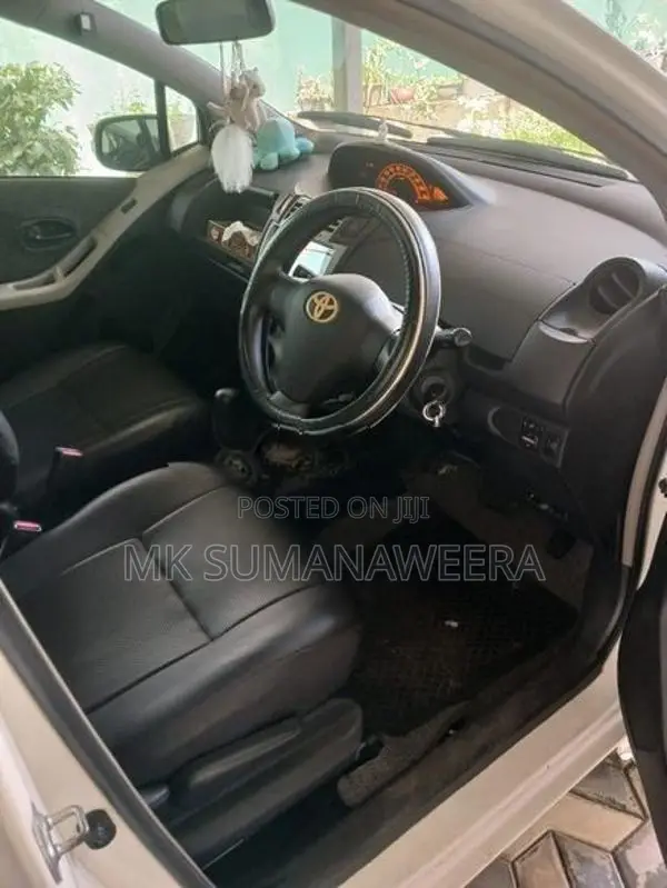 Toyota Vitz 2008