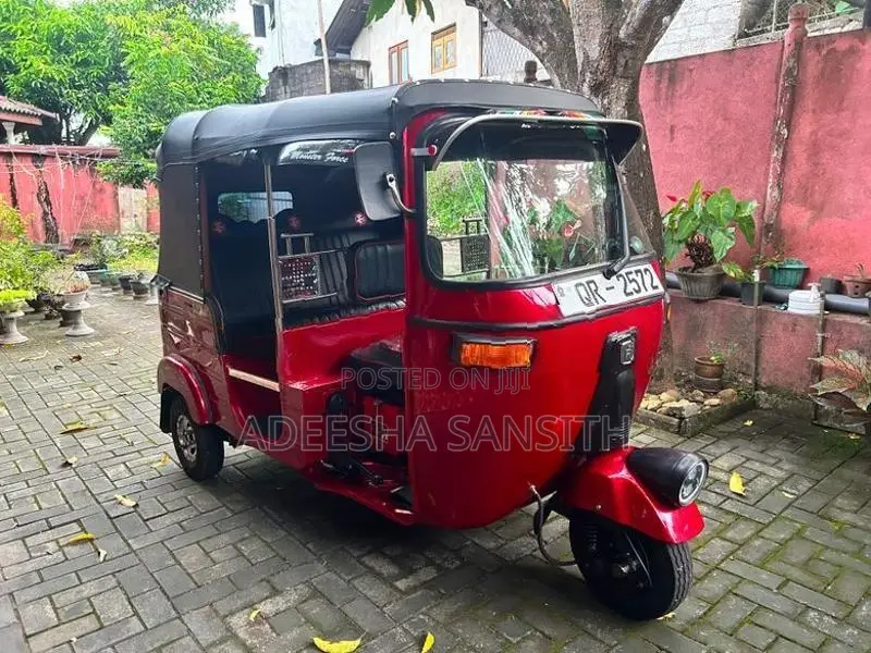 Bajaj RE 2008