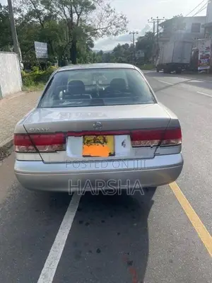 Nissan Sunny FB 15 Ex Saloon 2004