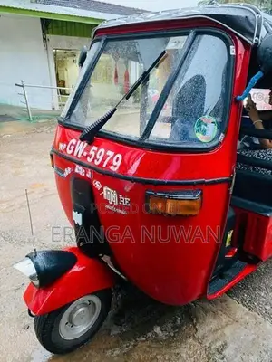 Bajaj RE Three Wheeler 2000