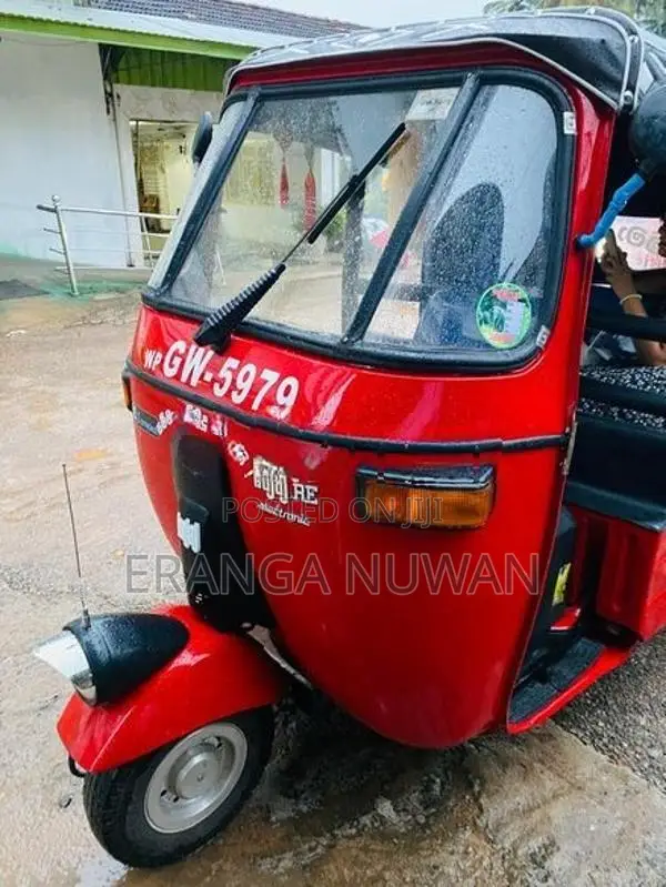 Bajaj RE Three Wheeler 2000