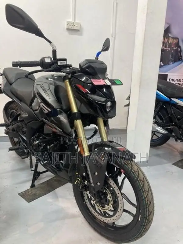 Bajaj Pulsar N160 Premium 2026