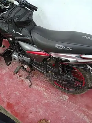 Bajaj Platina 100 2012