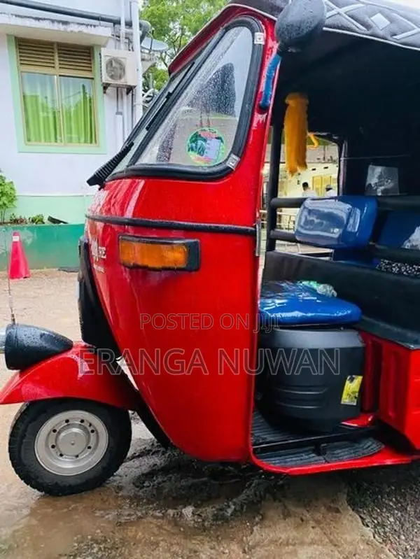 Bajaj RE Three Wheeler 2000