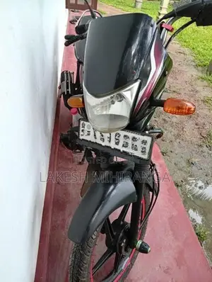 Bajaj Platina 100 2012