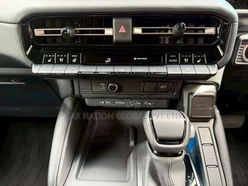 Toyota Land Cruiser TRJ 250 VX 2026