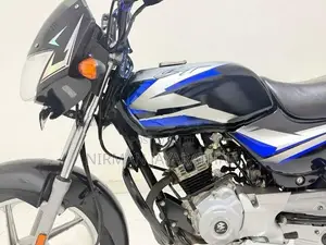 Bajaj CT100 2025