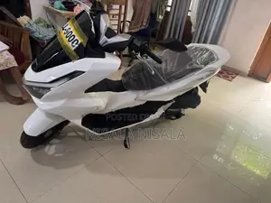 Honda PCX160 2025