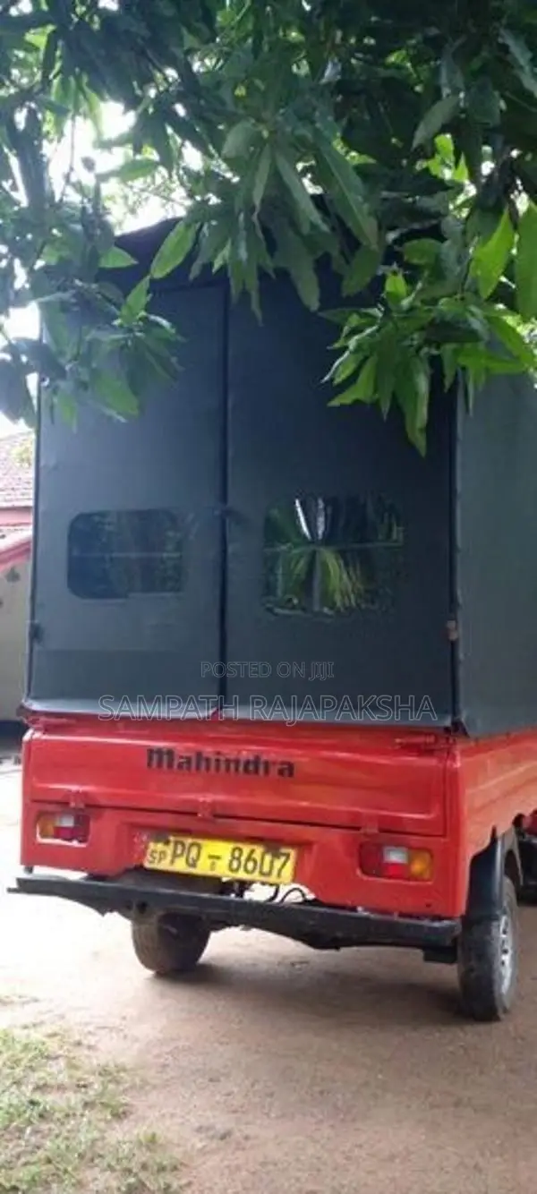 Mahindra Maxximo 2011