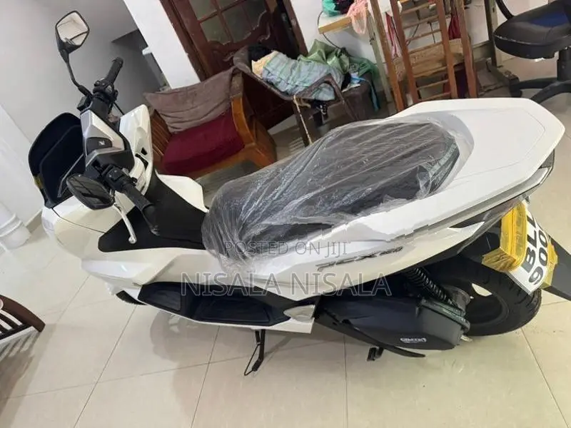 Honda PCX160 2025