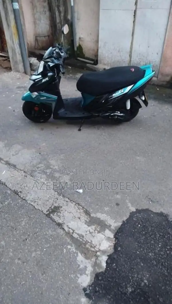 Yamaha SZR 2017