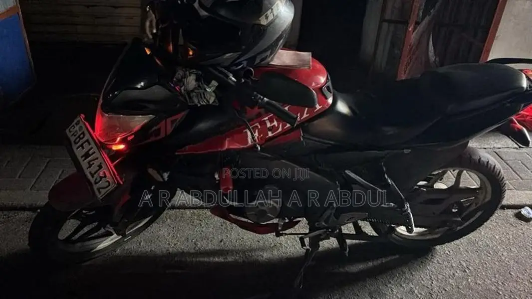 Bajaj Pulsar N160 2017