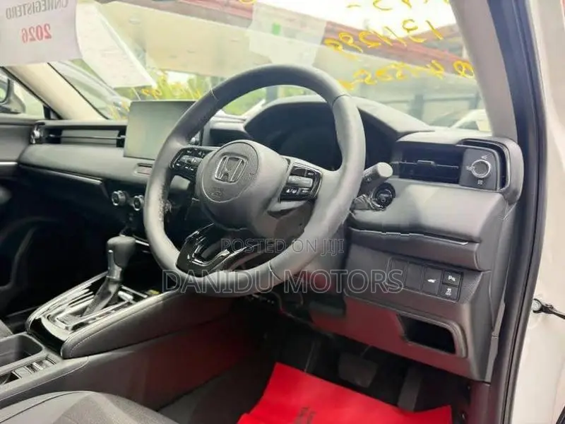 Honda Vezel Z-PREMIUM 2026