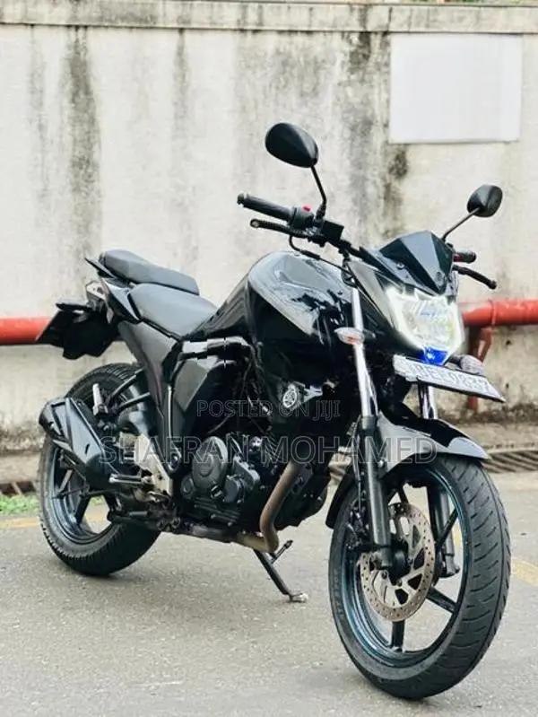 Yamaha FZ 2016