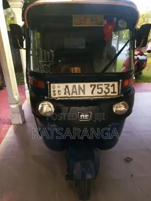Bajaj RE 2014