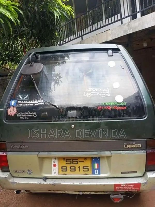 Nissan Largo 1990