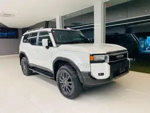 Toyota Land Cruiser Prado VX 2024