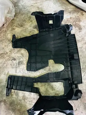 44 Stringray Engine Underguard