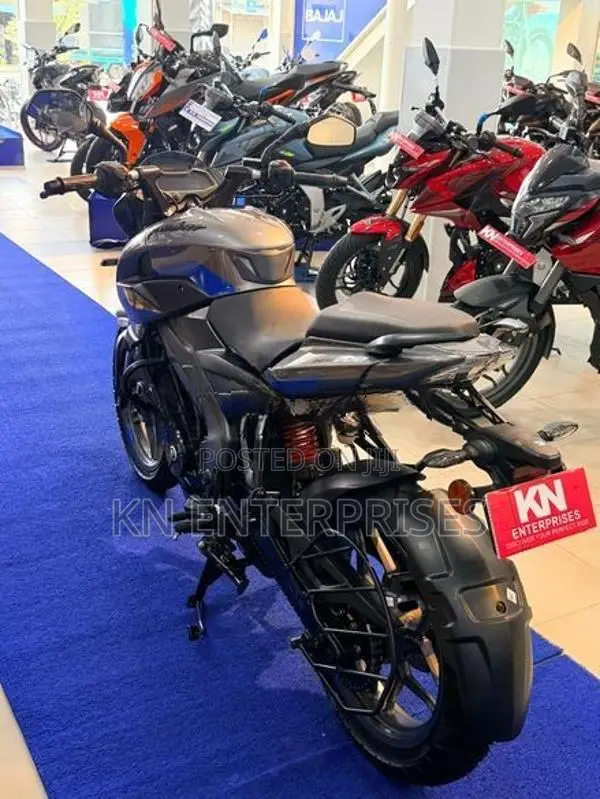 Bajaj Pulsar NS200 2026