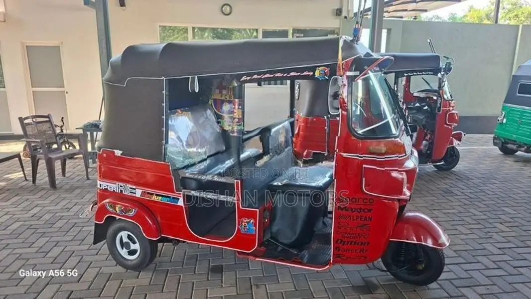 Bajaj RE 4 Stroke 2015