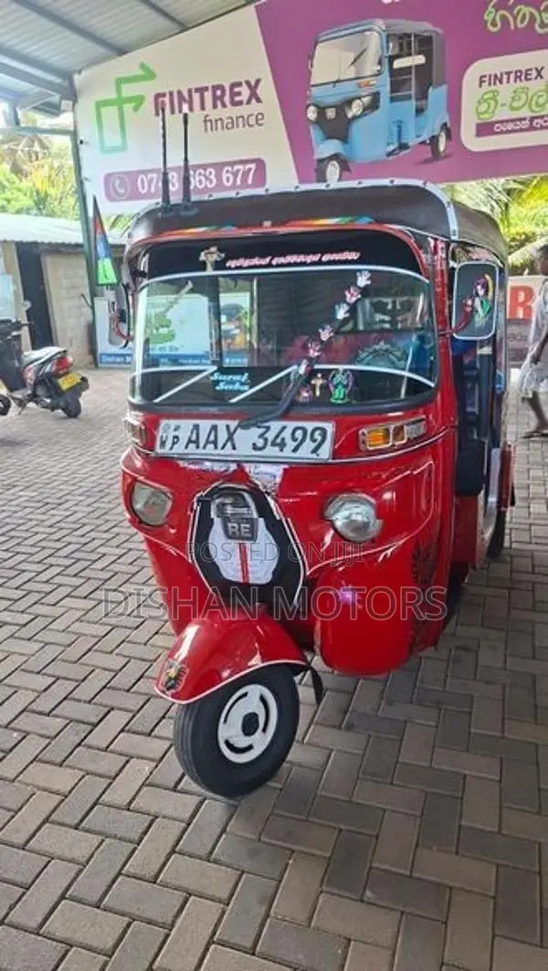Bajaj RE 4 Stroke 2015